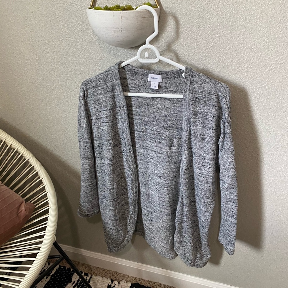 •Grey Cardigain•